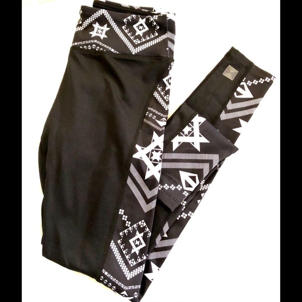LuLaRoe Jordan athletic leggings - XS